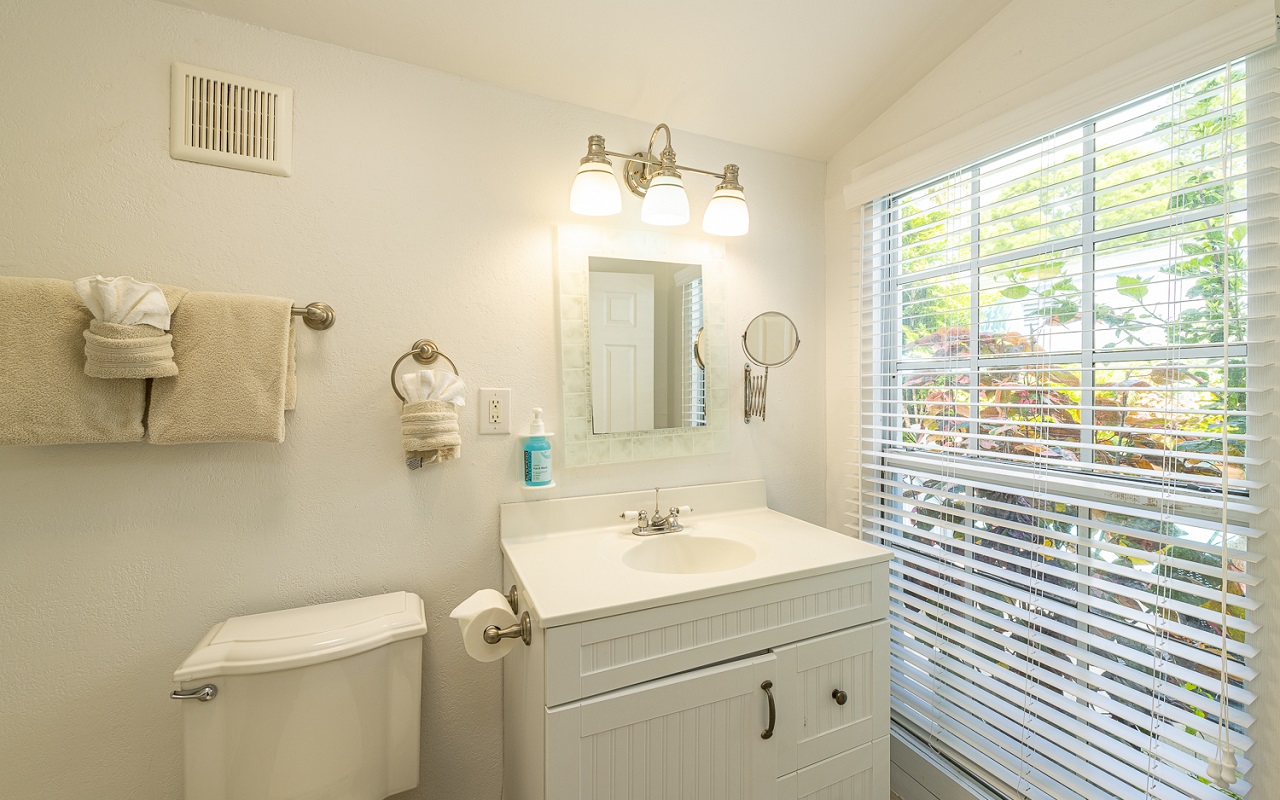 Key West Cottage Rentals - Villa Aqua Second Bathroom