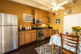 Key West Vacation Rentals - Villa Vista kitchen and dining area